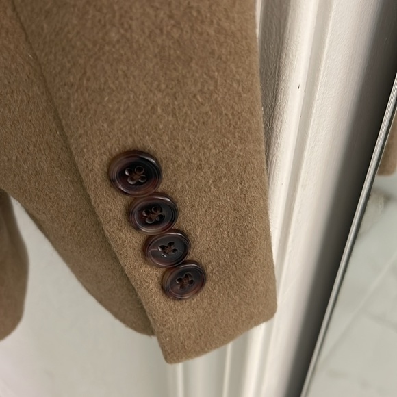 Gorgeous Ralph Lauren Blazer - Picture 9 of 10